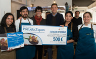 La alcaldesa entrega el tercer premio de Pozuelo de tapas al Restaurante Paschi Cocina Peruana & Pisco Bar (Se abre en ventana nueva)