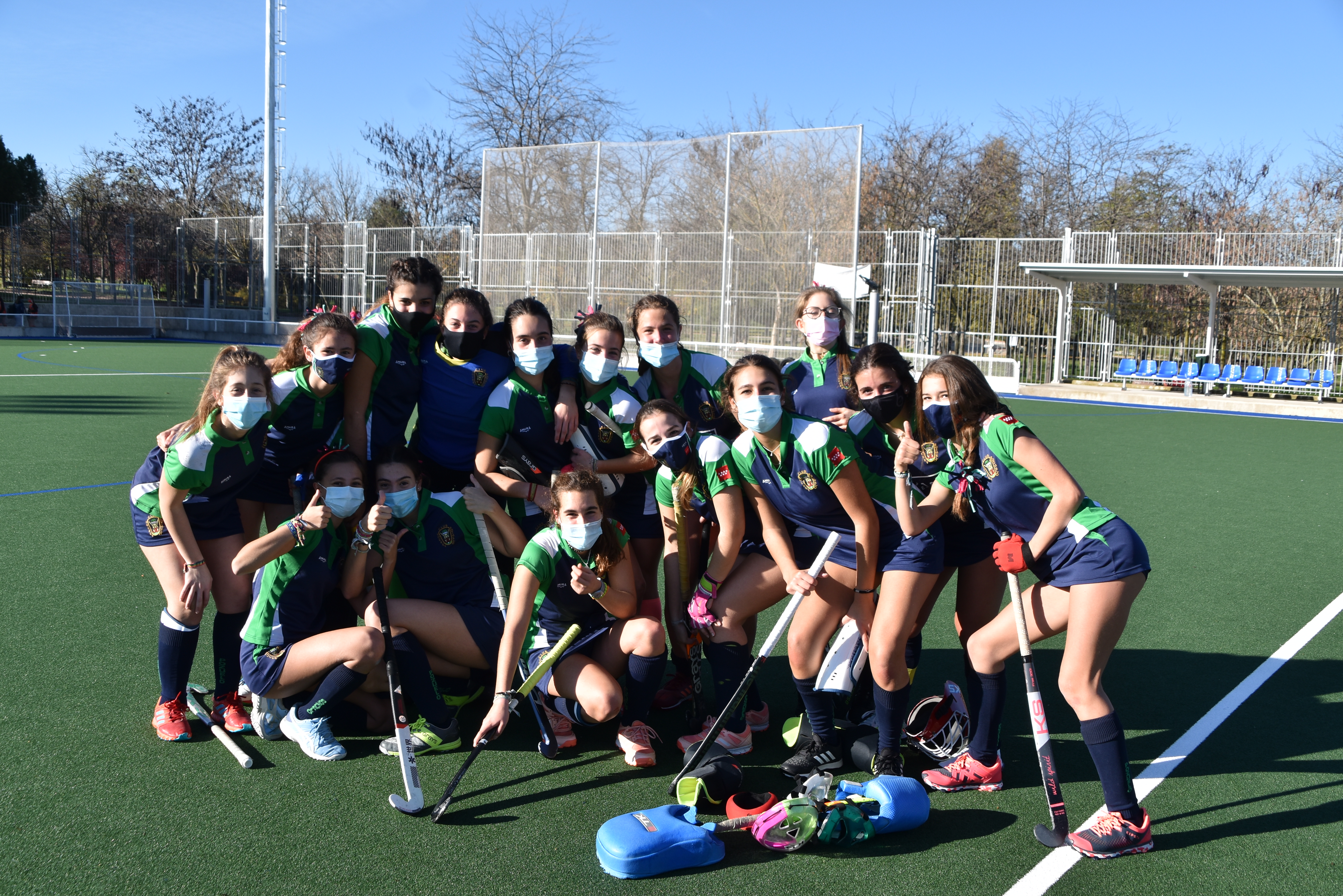 Cuando crecer te hace vencer: así es el equipo juvenil femenino del Club Hockey Pozuelo