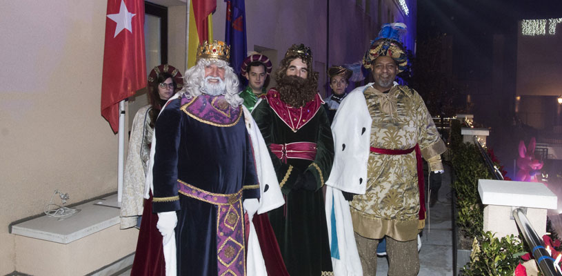 Sus Majestades Los Reyes Magos de Oriente