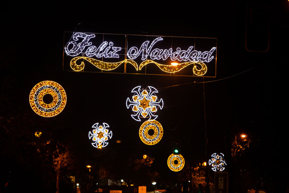 Iluminación en la Avenida Juan XXIII