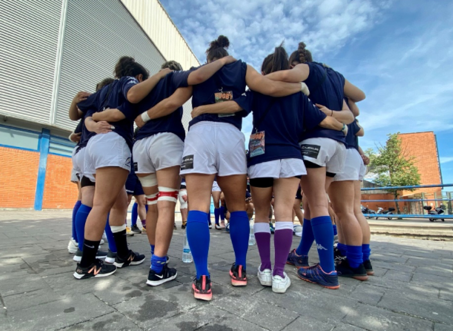 Y así se acaba la temporada, con una victoria | Crónica de la fase de ascenso del Pozuelo Rugby Union femenino