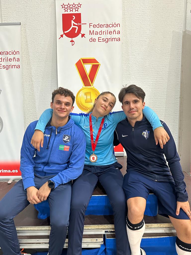 Club de Esgrima Pozuelo: inicio estelar y medallas en la fase regional