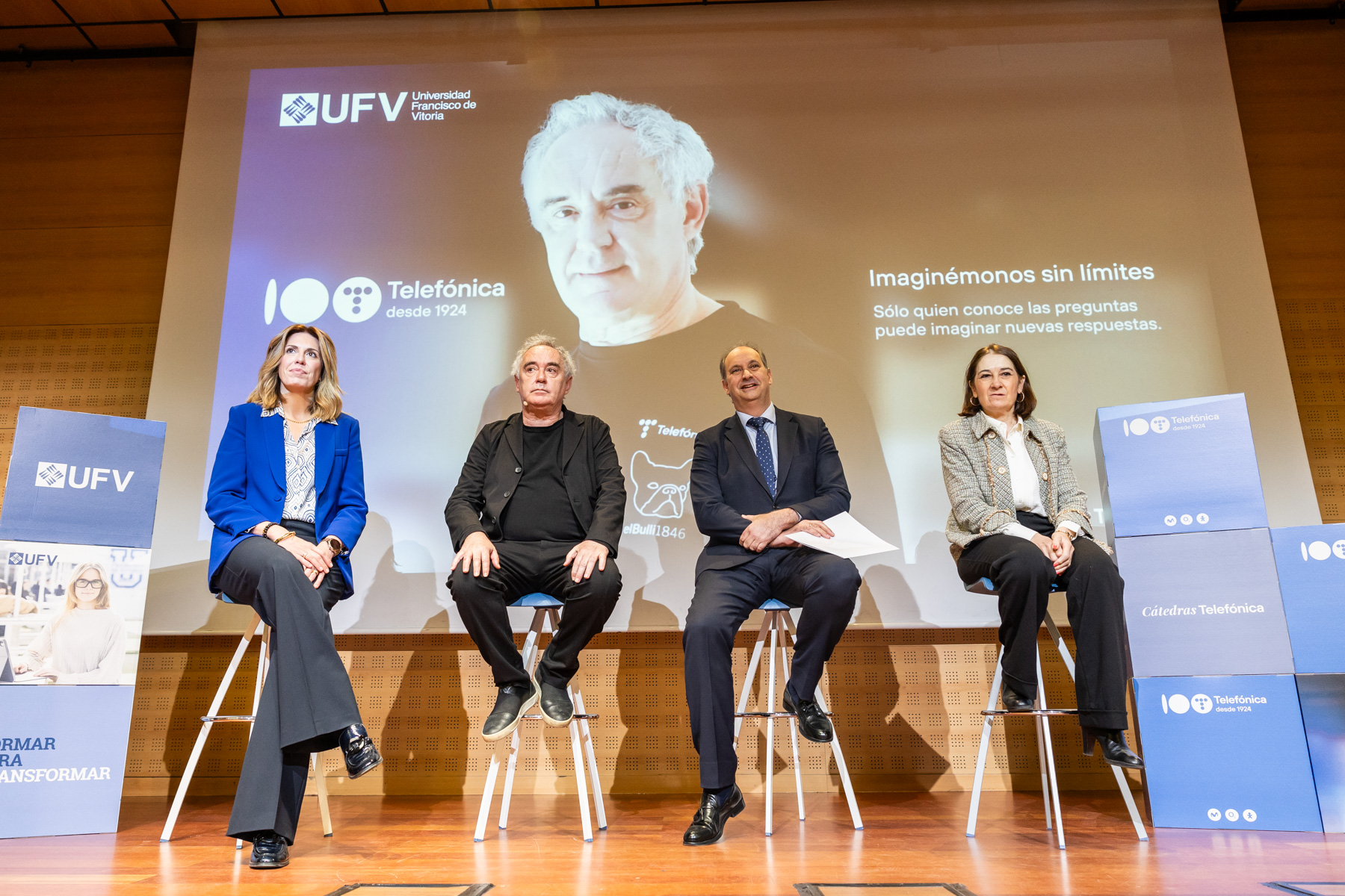 La alcaldesa participa en una jornada sobre innovación en la Universidad Francisco de Vitoria