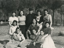 Grupo femenino de teatro (Se abre en ventana nueva)