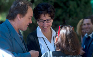 Susana Pérez Quislant y Andrés Calvo Sotelo en la Feria de Asociaciones (Se abre en ventana nueva)