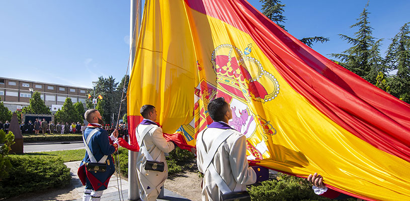 Homenaje a la Bandera de España