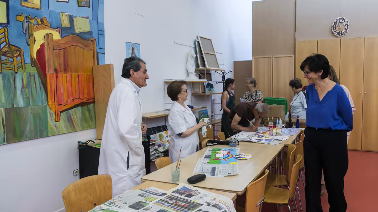 La alcaldesa, Susana Pérez Quislant, visita los talleres