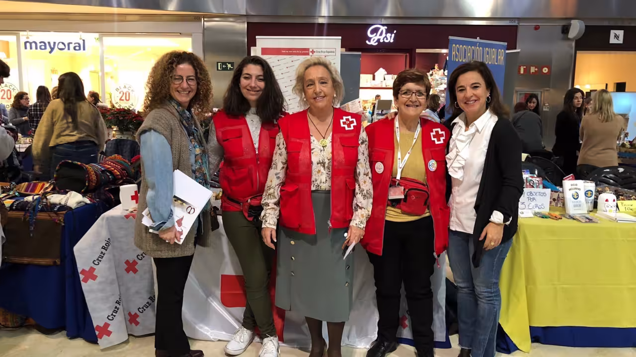 Imagen de esta mañana en el Mercadillo Solidario