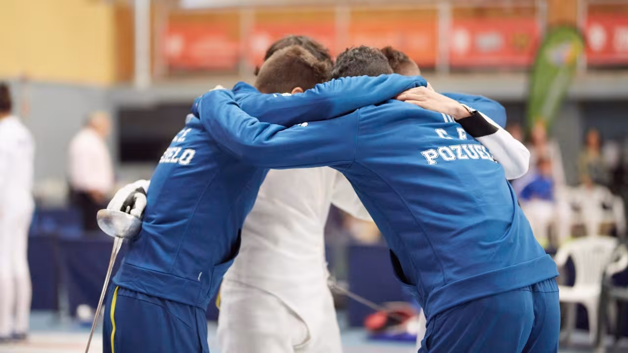 El Club Esgrima Pozuelo clasifica a 22 tiradores y dos equipos a los Campeonatos de España senior, júnior y sub-23