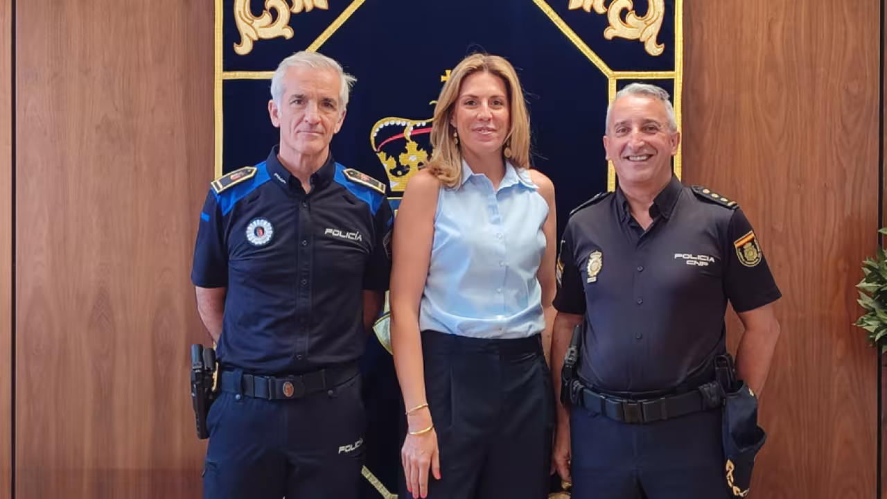 Policia