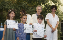 La alcaldesa de Pozuelo de Alarcón, Susana Pérez Quislant, entrega los premios del Concurso Escolar Gerardo Diego