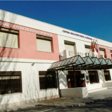 En la imagen el centro educativo Reyes Católicos