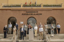 Minuto de silencio a las puertas del Ayuntamiento 