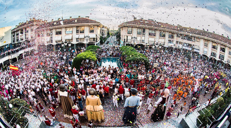 Vista de la Plaza Mayor durante el pregón