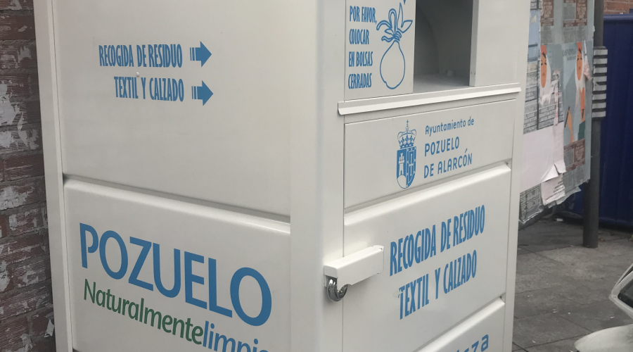 El Ayuntamiento instala 40 contenedores para la recogida ropa, textil y calzado en la vía pública Ayuntamiento de Pozuelo de Alarcón