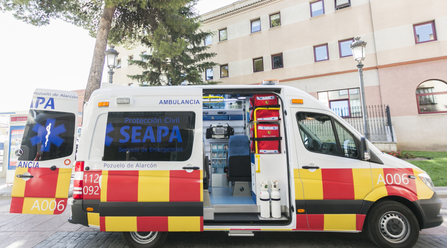 Una de las ambulancias del SEAPA