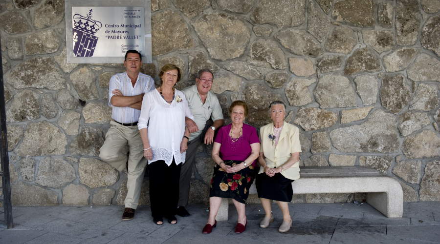 Grupo de voluntarios de los centros de mayores