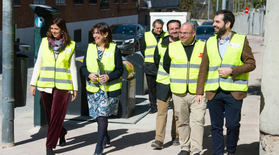 La alcaldesa, Susana Pérez Quislant, visita las obras de la Calle Sagunto