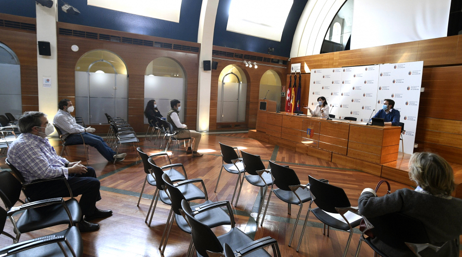 Reunión con asociaciones