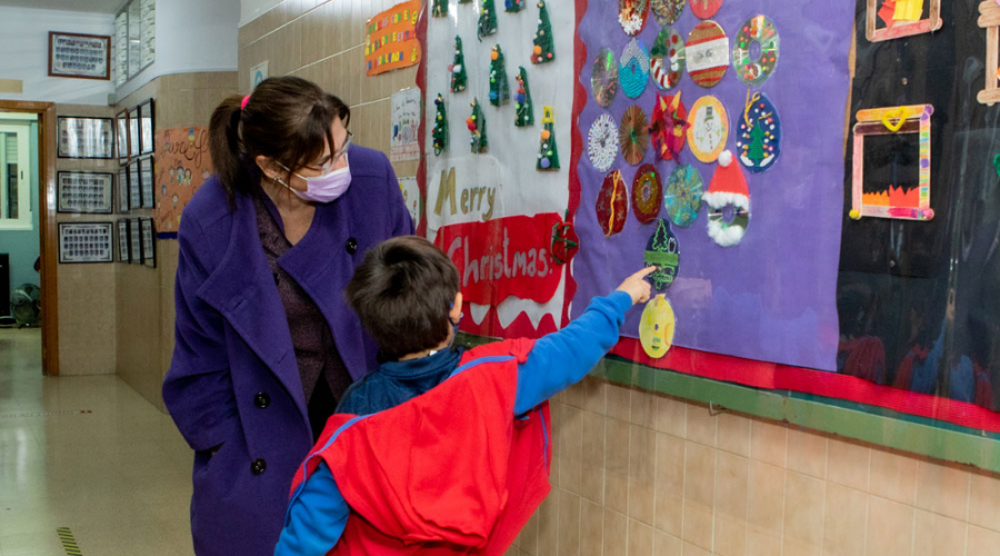 Susana Pérez Quislant visita el CEIP Infanta Elena