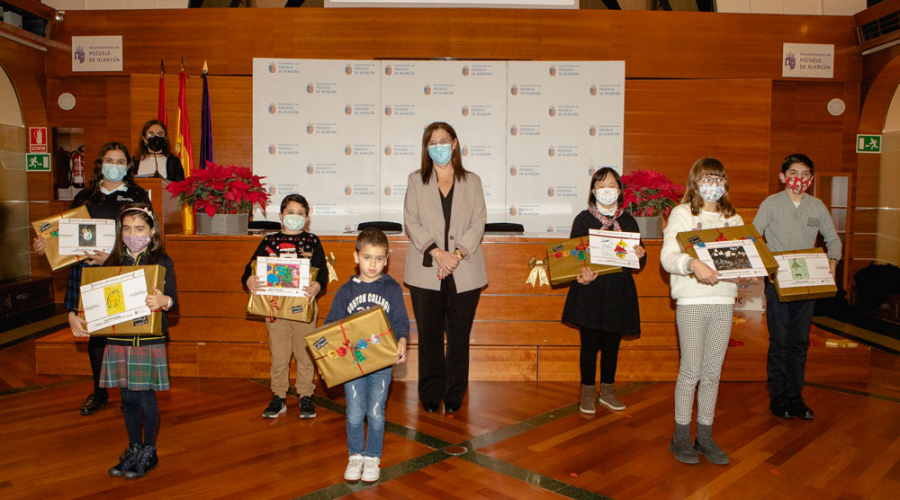 Entrega de Premois Concursos escolares navideños