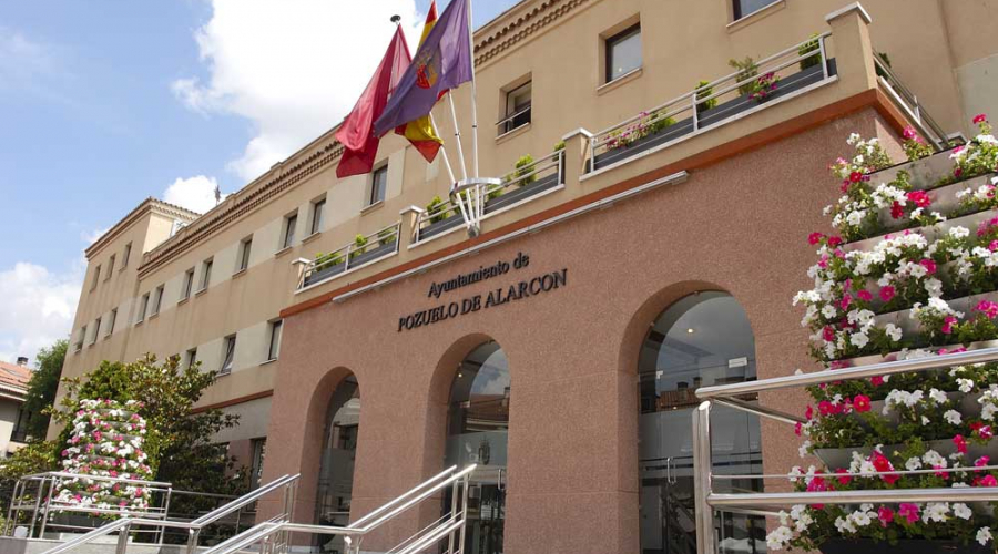 Foto fachada Ayuntamiento de Pozuelo de Alarcón