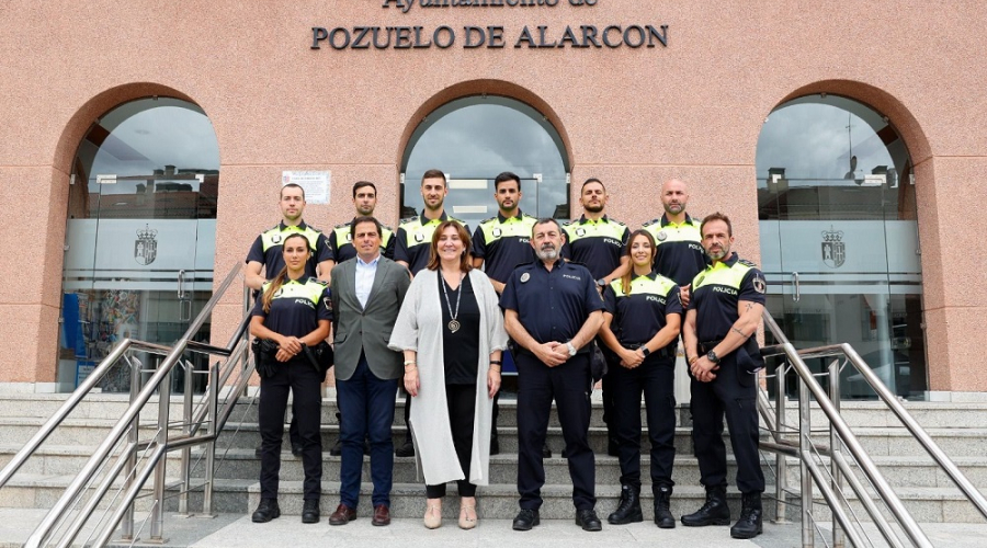 La alcaldesa recibe a los nuevos Policías Municipales