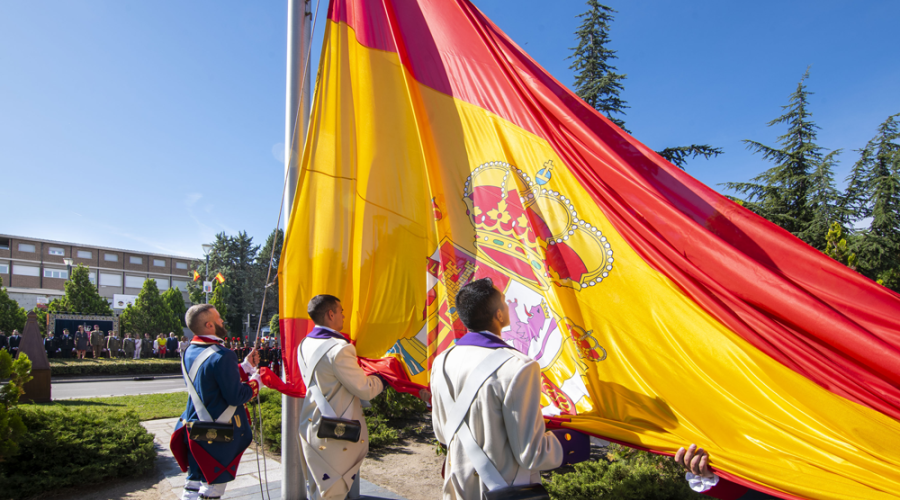 Homenaje a la Bandera de España