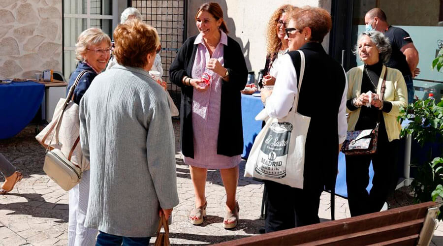 El Gobierno municipal pone en marcha el proyecto “Haciendo amigos” para crear entornos amigables entre las personas mayores 