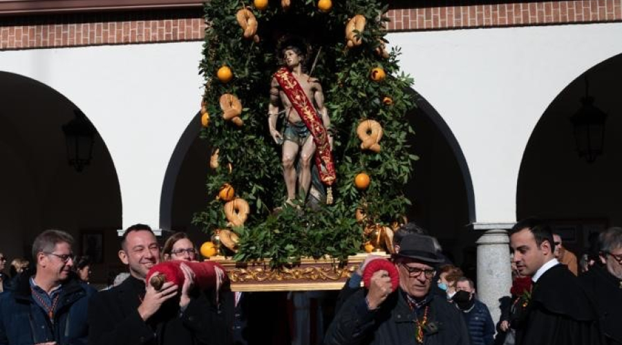 Imagen del Glorioso San Sebastián en procesión 