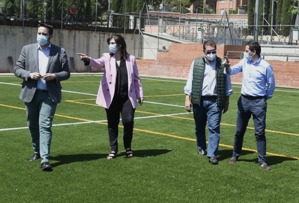 Susana Pérez Quislant visita el Polideportivo El Pradillo