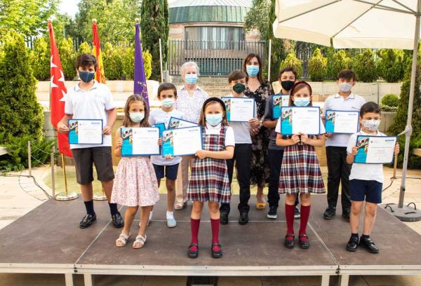 Concurso Escolar de Poesía e Ilustración Gerardo Diego