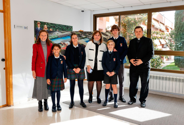 Visita al colegio Everest School 