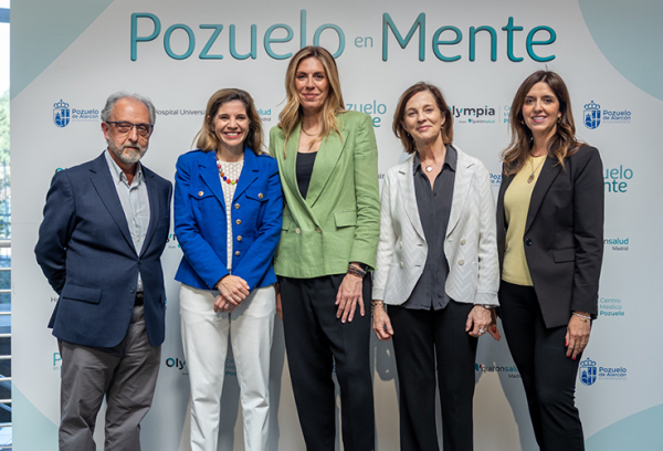 La alcaldesa con Marian Rojas Estapé